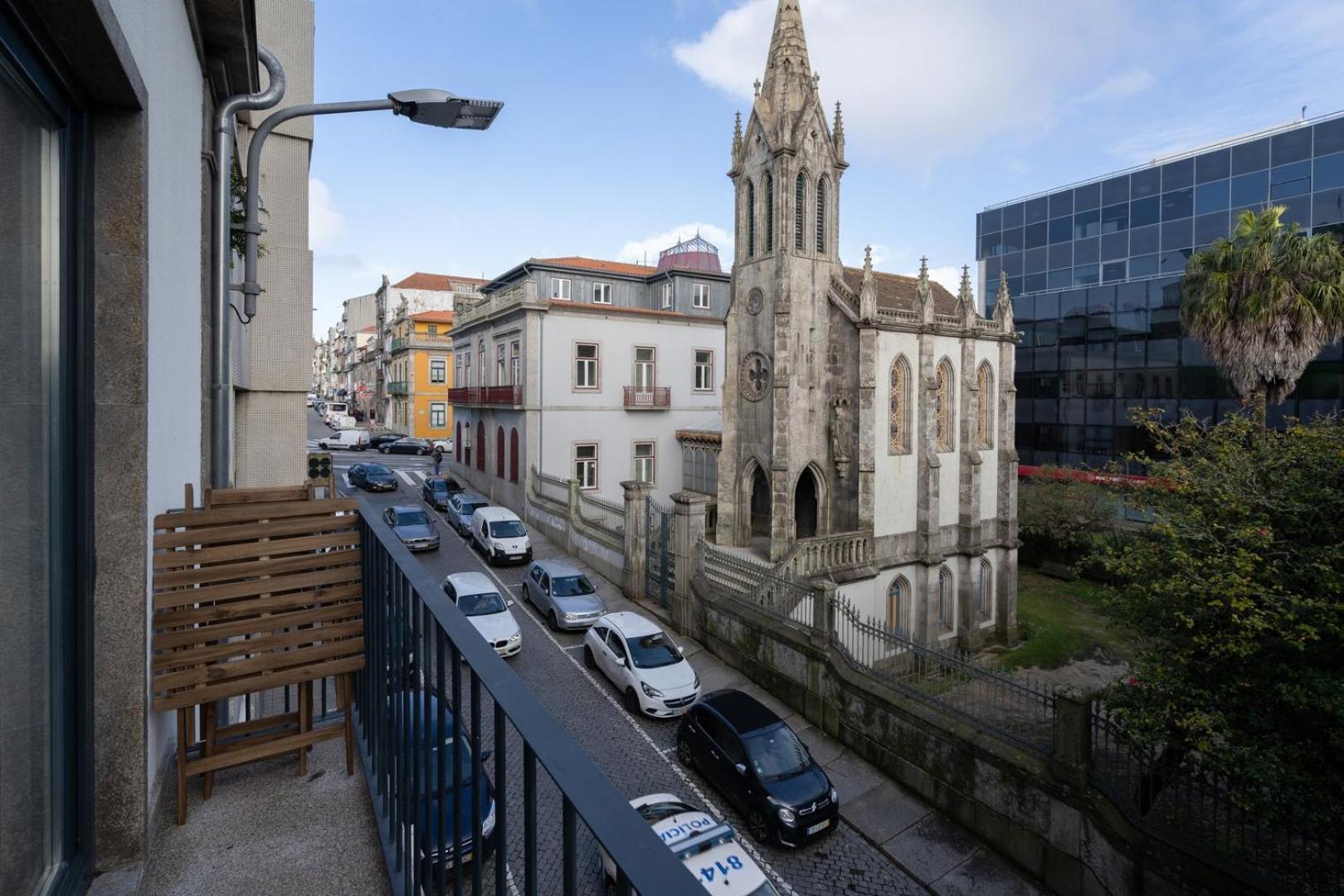 Guestready - Modern 2-Bedroom Apt In Cedofeita Porto Exterior foto